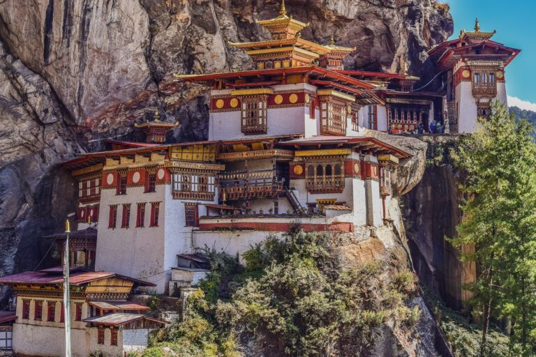 Tigers-Nest-2691190_1920